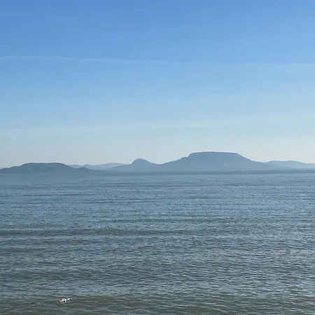 Strandi Apartmanok- Boglarka Balatonmariafurdo