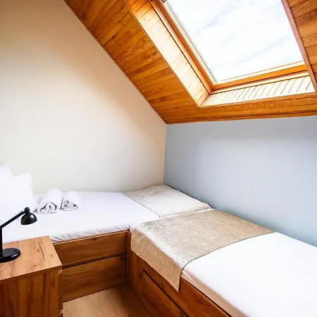 Apartment Strandi Apartmanok- Boglarka Balatonmariafurdo
