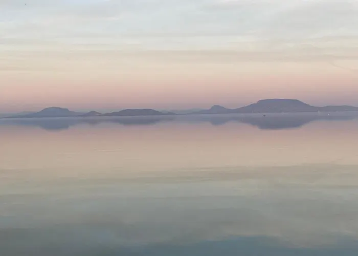 Strandi Apartmanok- Boglarka * Balatonmáriafürdő