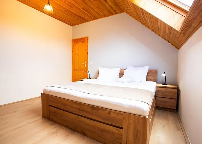 Strandi Apartmanok- Boglarka Apartament